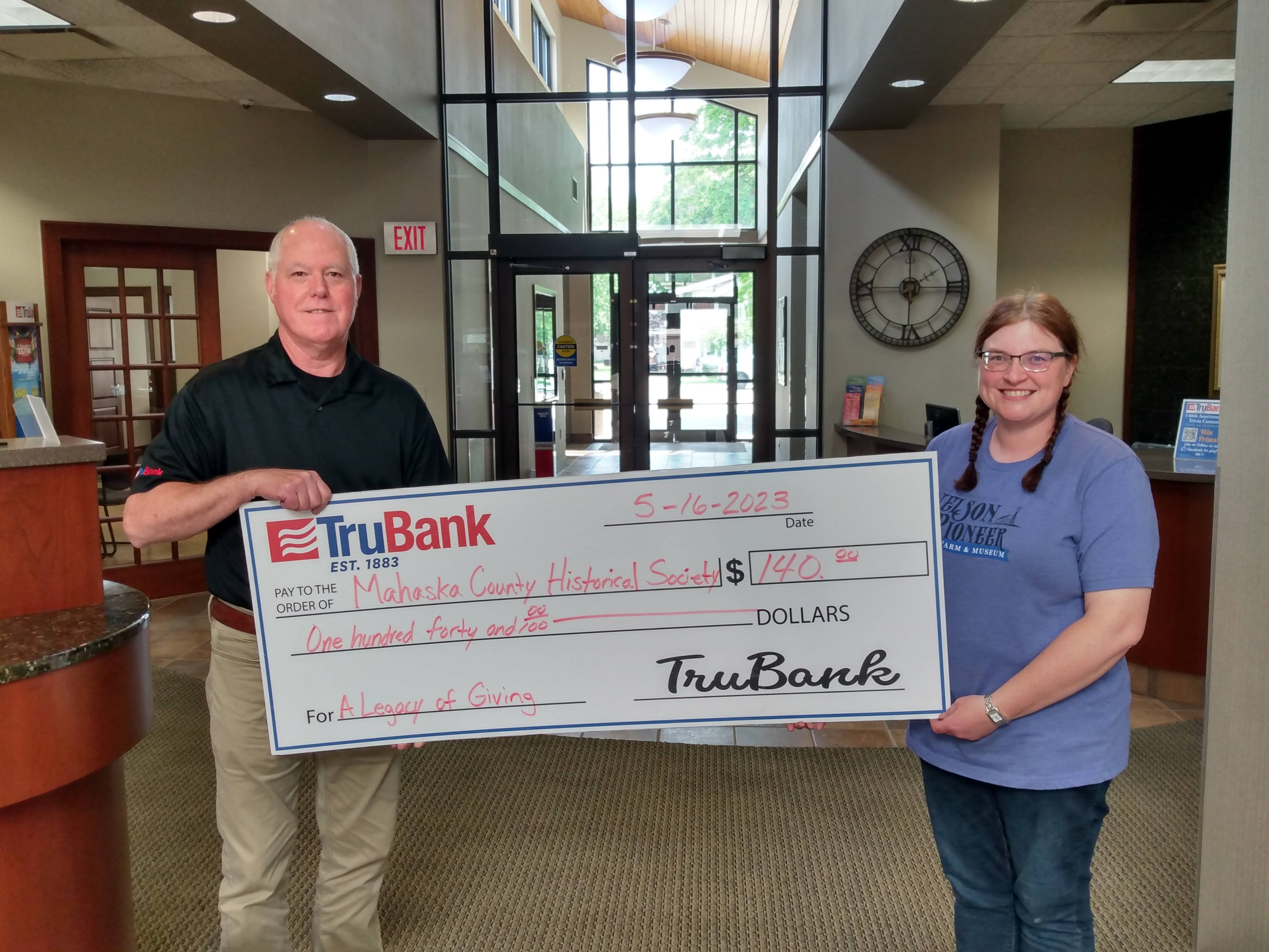 Donald Crall donates to Mahaska County Historical Society