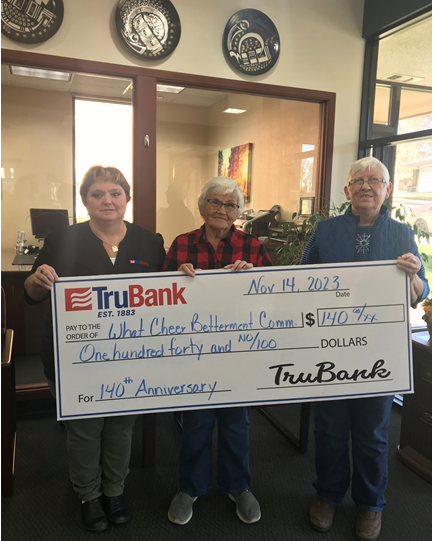 TruBank donates to the What Cheer Betterment Committee